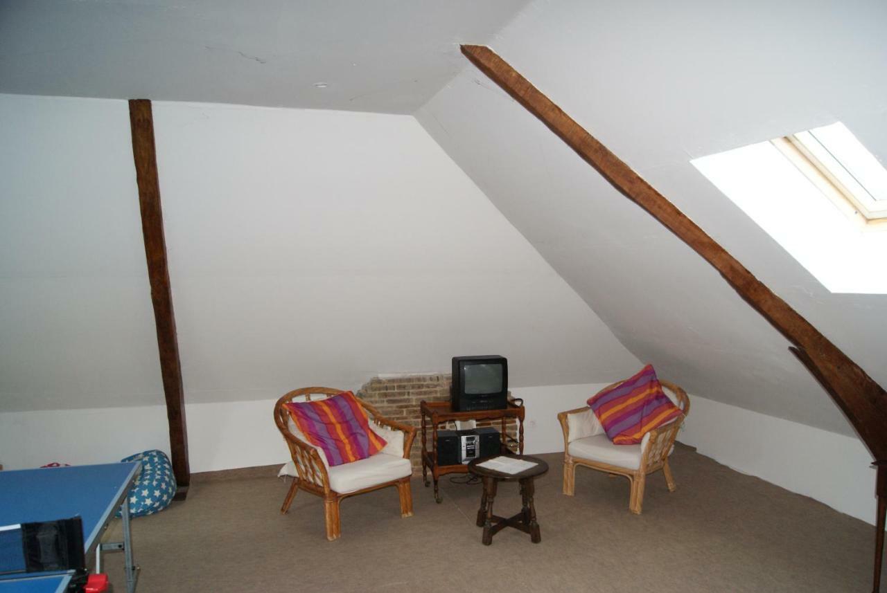 Country House - Spacious And Tranquil Bailly-en-Riviere Bagian luar foto