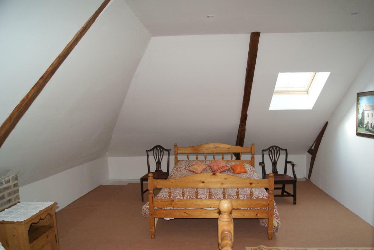 Country House - Spacious And Tranquil Bailly-en-Riviere Bagian luar foto
